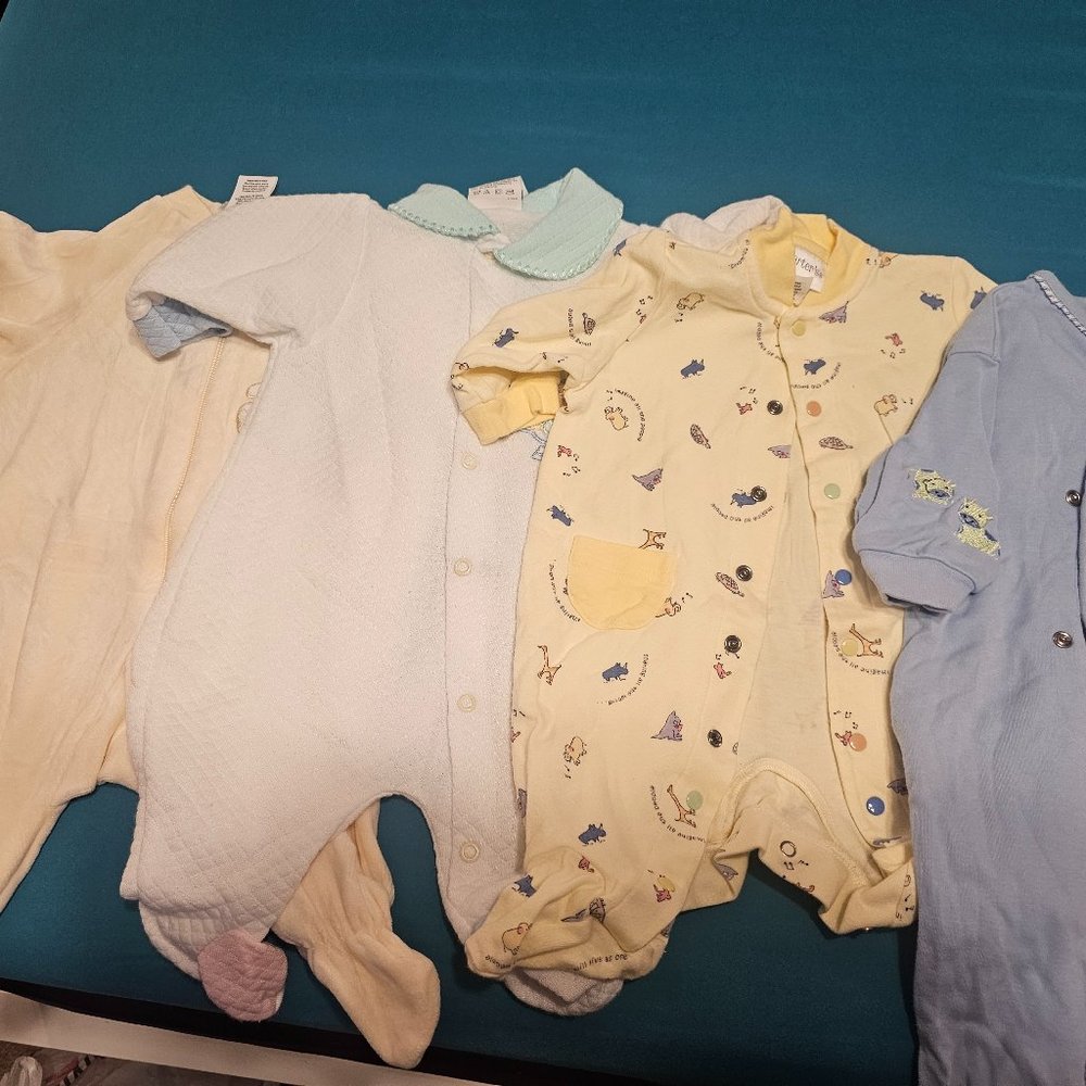 LOT of baby boy clothes NB to 3m.